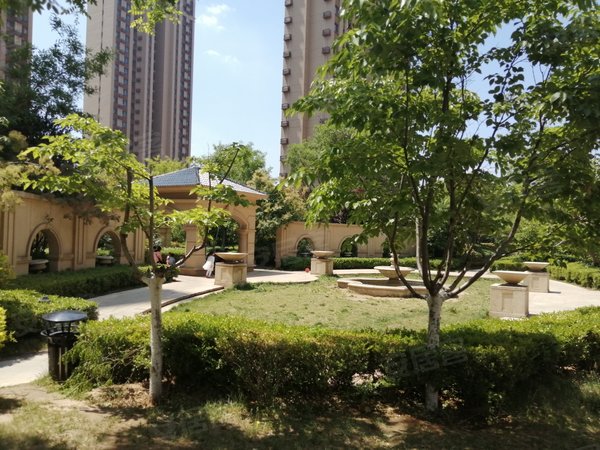 济南历城还乡店祥泰城文峰园新小区,环境优美,四台空调,冰箱洗衣机在