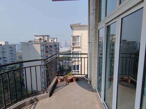 重庆南岸回龙湾回龙湾小区1900回龙湾小区100平大2房,主卧带书房干净