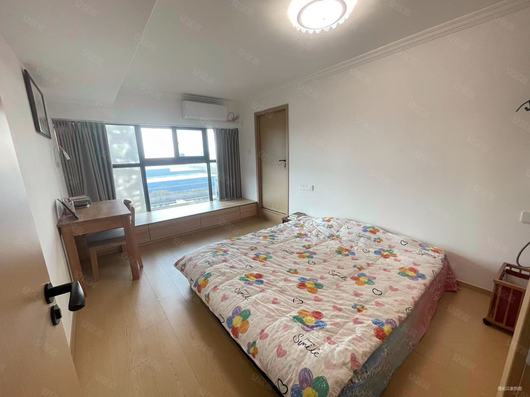 美致生活广场3室2厅3卫43.29㎡南北78.8万