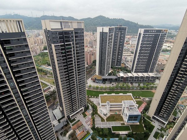 深圳光明光明勤诚达正大城悦园勤诚达正大城三期业主全新出租,,可以