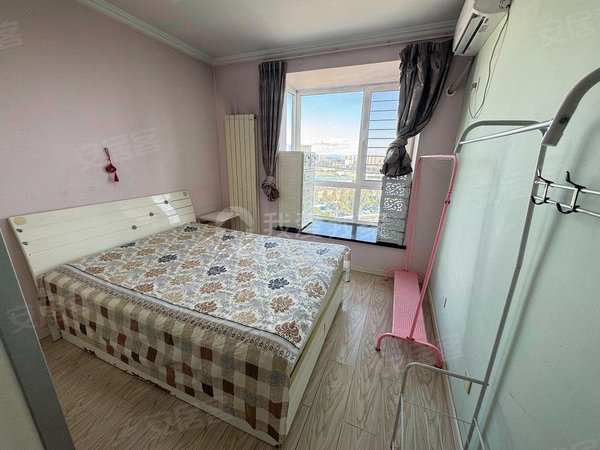 北京通州通州北苑天时名苑(紧挨北苑城铁,万达旁)天时名苑,两居室,带