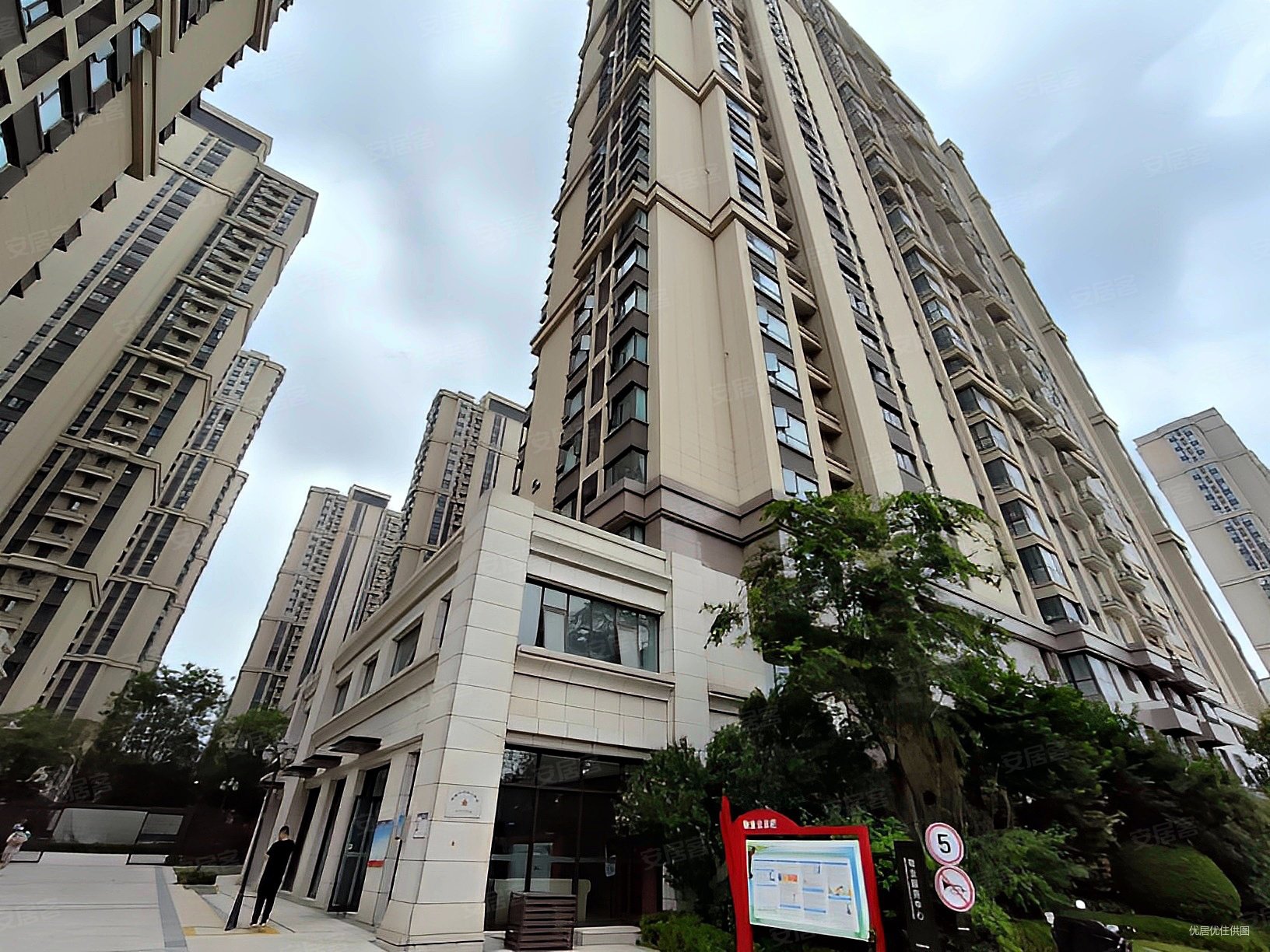 郑州房产网>郑州二手房>高新区二手房>科学大道二手房>石佛祥园>