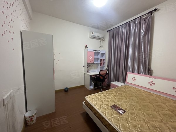 韶关武江新城区碧桂园太阳城(别墅)碧桂园太 阳城南向别墅 拎包入住 保养新可办工住家 出租出租房源真实图片
