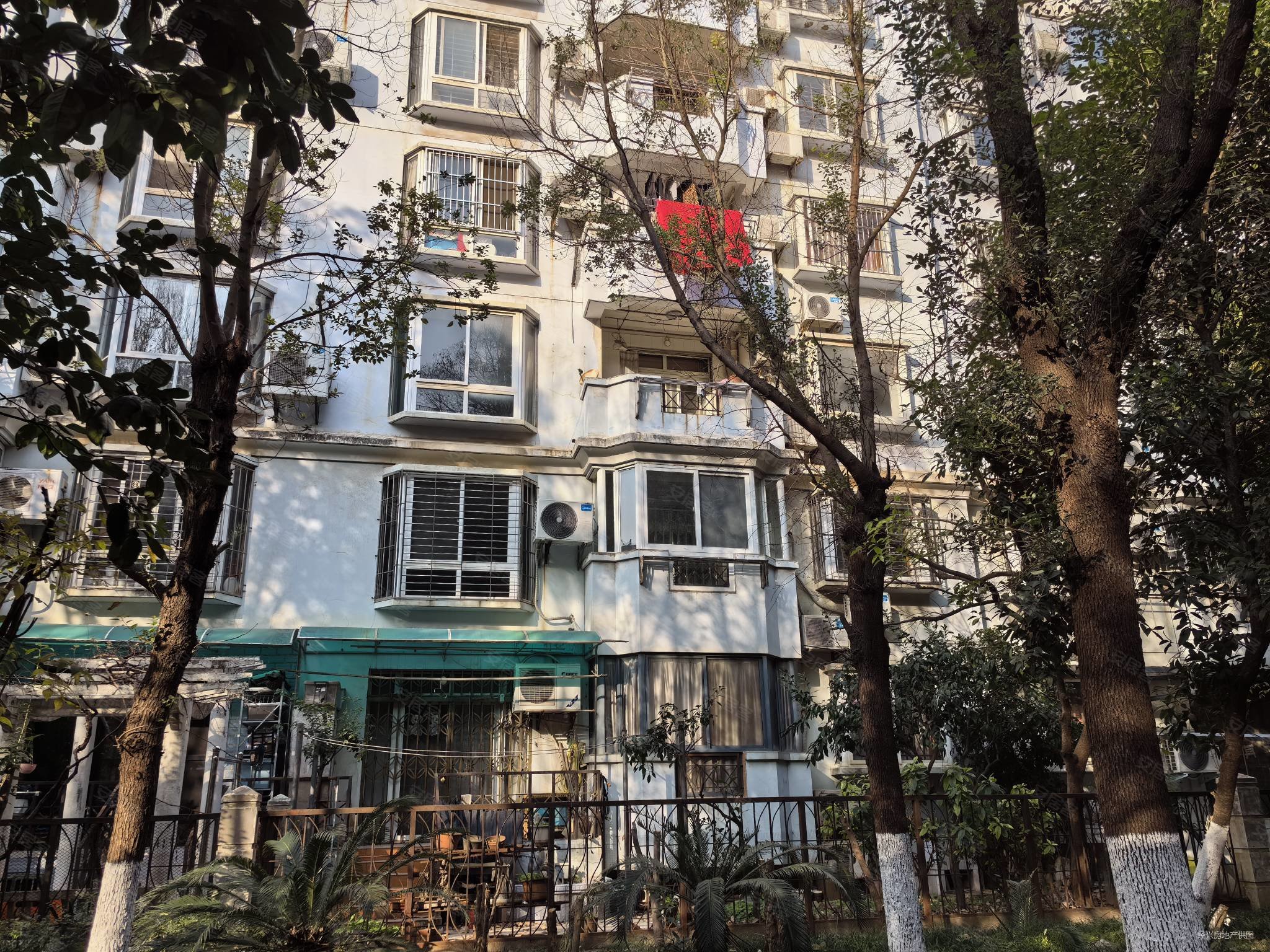 武汉房产网>武汉二手房>江汉二手房>常青二手房>香缇美景>