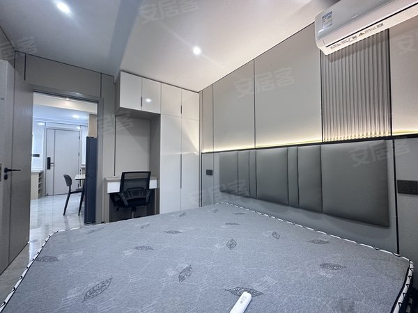 金华浦江县浦江城东一点红大道177号楼现场房東（无中介）压一付一，两室一厅，精装带电梯无物业好停车出租房源真实图片