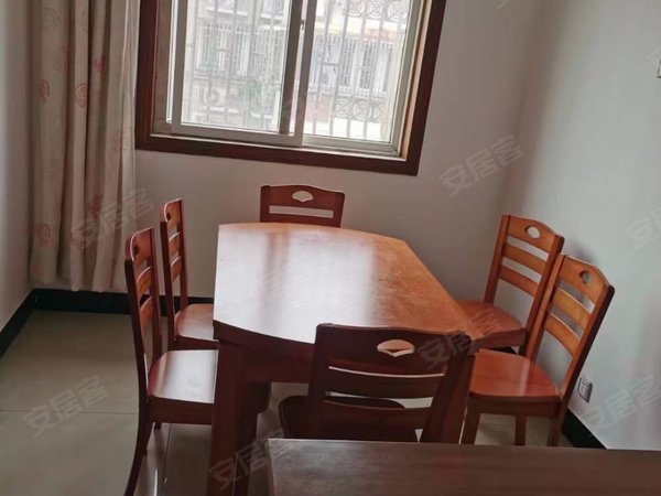 无锡宜兴宜城南郊花园新人民医院旁南郊花园4楼2室2厅小区停车方便