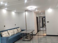 恩施利川南环大道南滨花园电梯精装房,拎包入住,可停车,周边生活配套设施齐全。出租房源真实图片