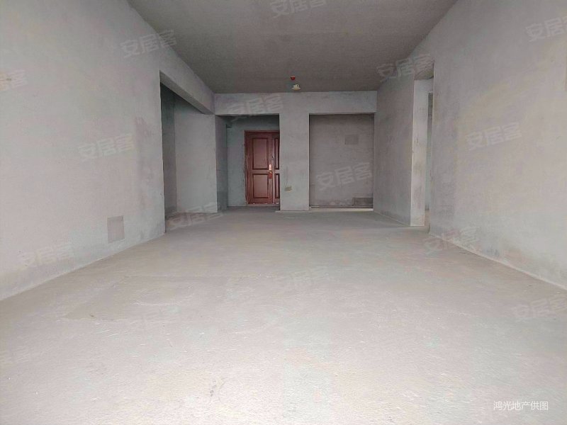 依云雍景湾实用四房飞机户型三梯三户高层视野开阔无遮挡