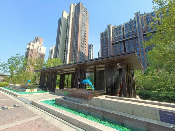 烟台开发区昆仑国际大酒店万科城(新上房源) 自住好房 房主人很好