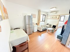 济南历城将军路华山安置一区A区春华居 电梯精装修2室 家具家电齐全 华山出租房源真实图片