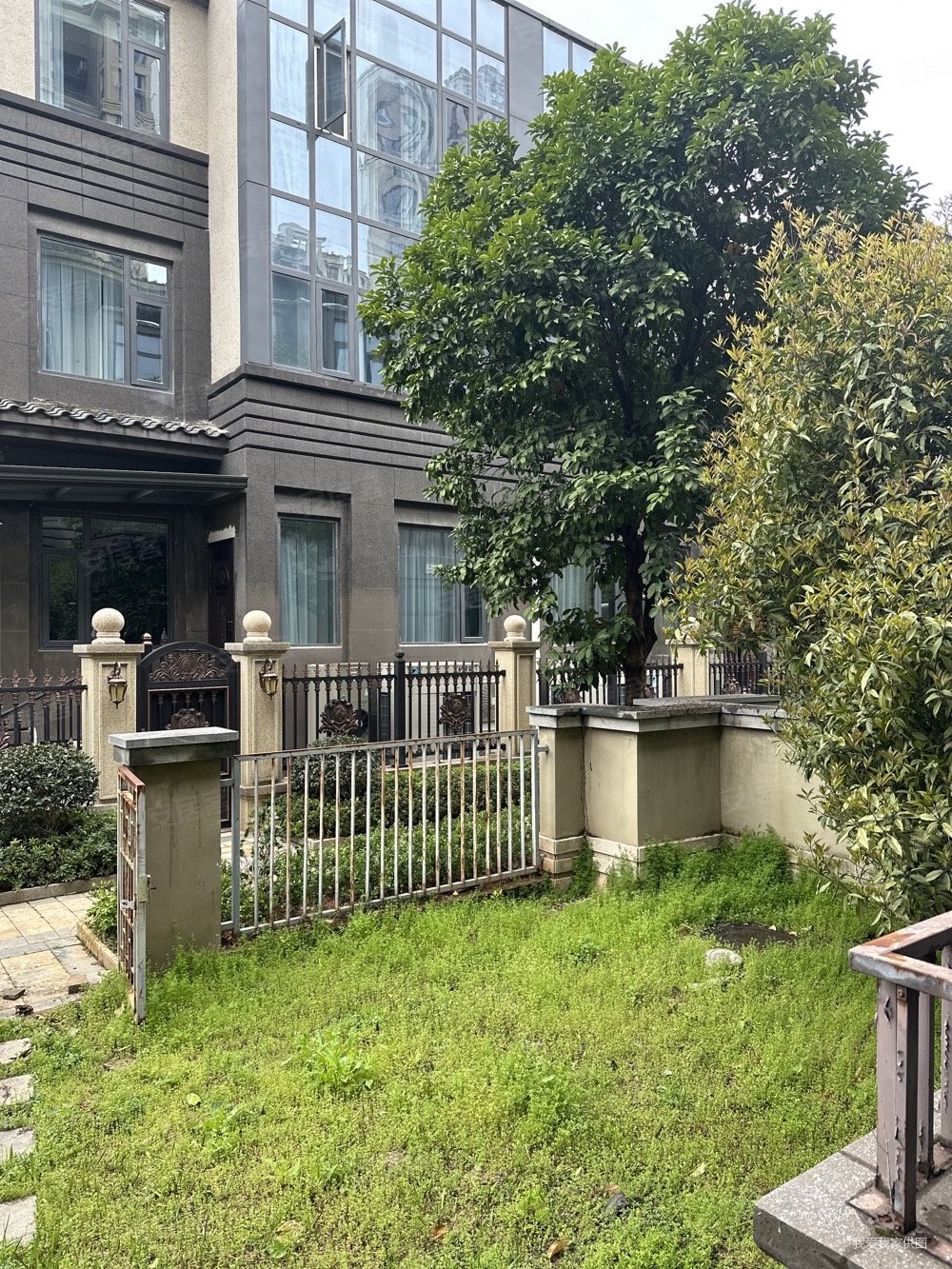 网>南昌二手房>高新开发区二手房>天祥大道二手房>联发君悦湖(别墅)>