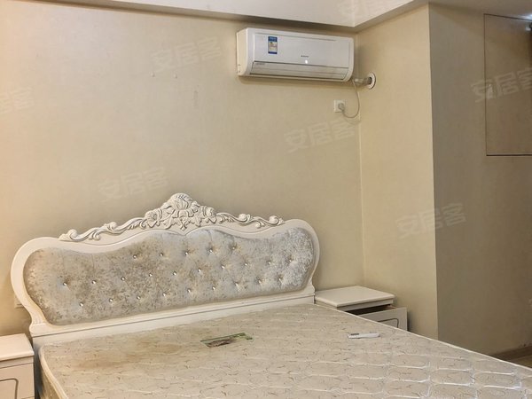 马鞍山雨山万达广场万达公寓现房,万达旁,万达公寓,一室一厅多套好房