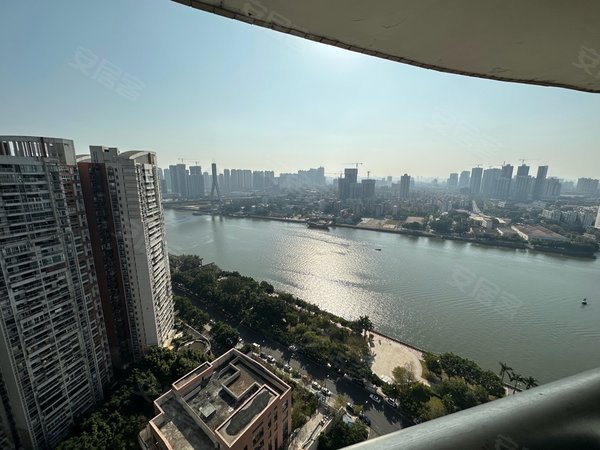 广州海珠工业大道北天鹅湾天鹅湾 高层江景电梯一房 拎包入住 可明火