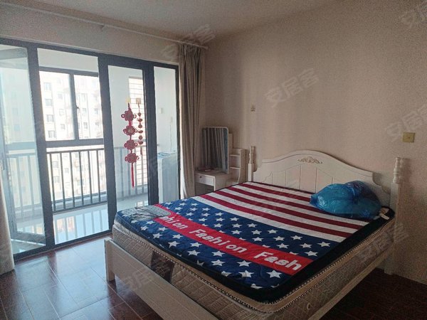 无锡江阴澄江西大街花园西大街花园两室一厅一卫干净清爽拎包入住看房