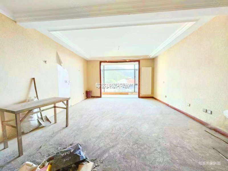 旅游路 国华东方美郡 洋房复式 带大露台