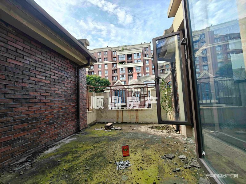 房东急售 雨花主城区 联排别墅 毛坯 带南北花园 随时看房,柏悦澜庭