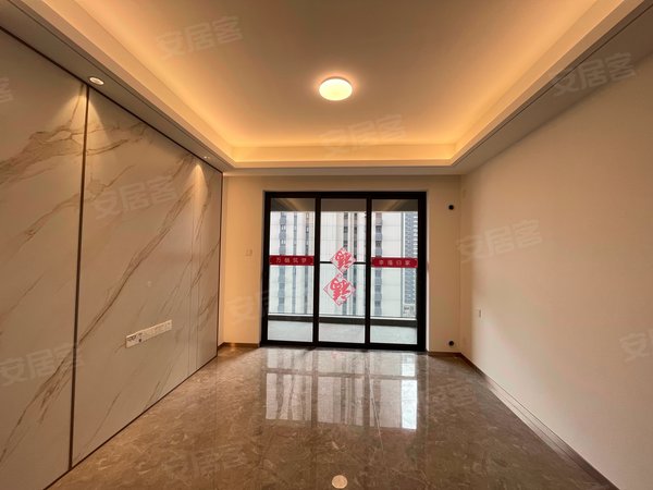 深圳坪山坪山万樾府首月减免666元,近地铁,看房方便,业主急租出租房源