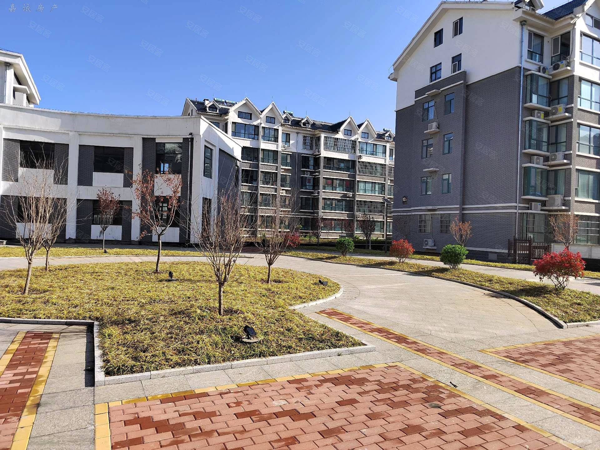 尧王山花园3室2厅2卫143㎡南北75万