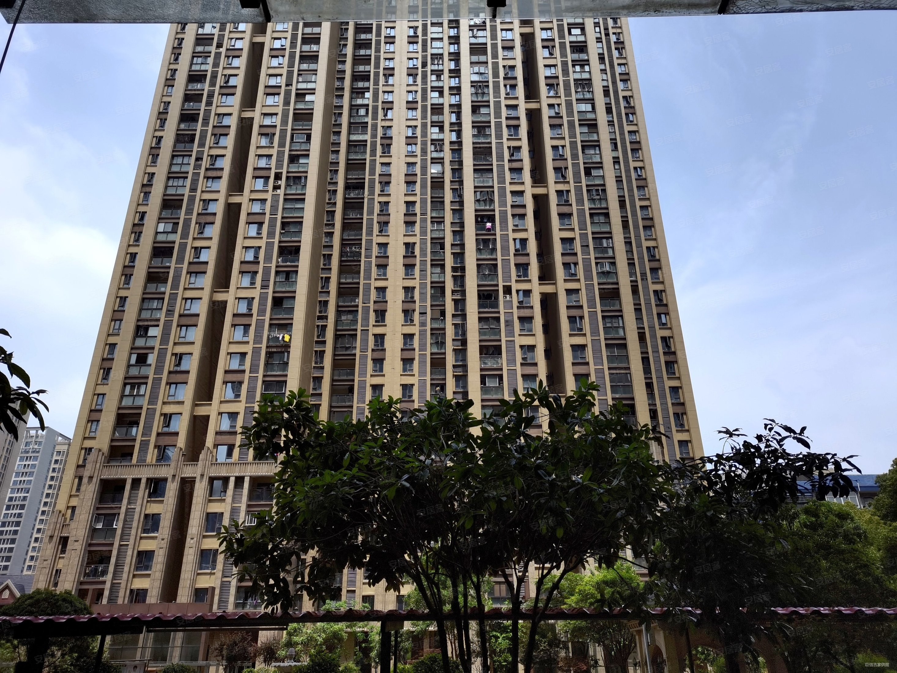 金鑫国际交通便利小区新医疗配套成熟商业配套成熟