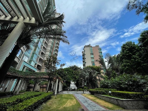 深圳南山蛇口招商雍华府大型住家小区,3房2卫,近育才二小二中,高层