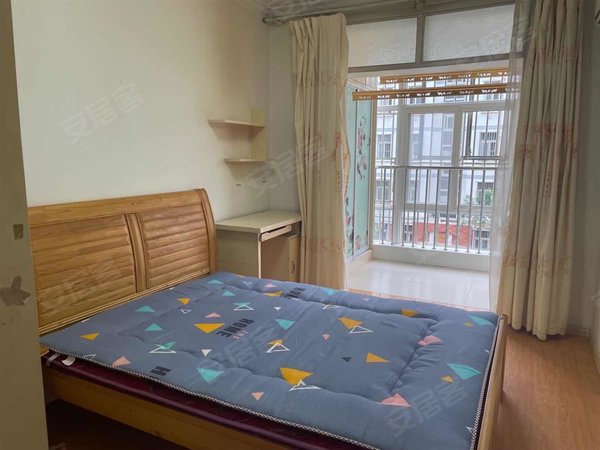 淮安洪泽泽田广场丽景花园东方丽景3室1厅 家电齐全 随时看房 领包