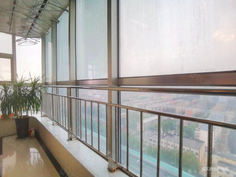 泊爱蓝岛面积82172室2厅1卫