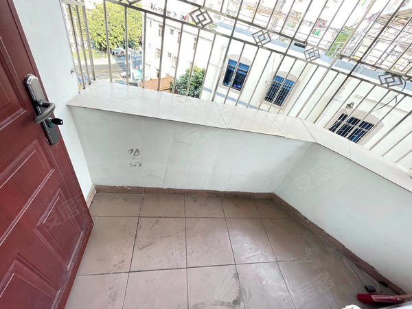 深圳布吉长龙金沙花园(龙岗)布吉西环路金沙花园三房一厅出租出租房源