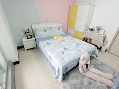 上海路近梦时代地铁口699对面精装单间一室一厅可短租拎包入住