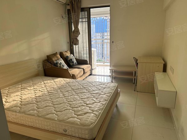 深圳龙华龙华鑫茂公寓民治白石龙地铁站 小区大单房 独厨独卫大阳台