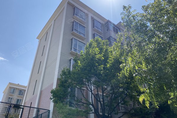 玉溪二手房 玉龙花园 > 廖文解读玉龙花园居民素质