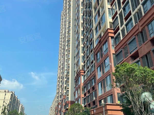 无锡惠山堰桥悦湖花园悦湖花园 精装修三室两厅一卫 干净整洁 随时