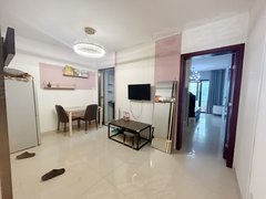 世欧广场紫阳地铁口王庄三区精装一室一厅单身公寓设备齐全