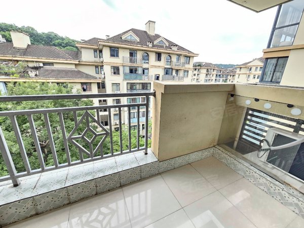 杭州萧山湘湖奥兰多小镇(公寓住宅)两室一厅 可优惠 湘湖地铁口 近