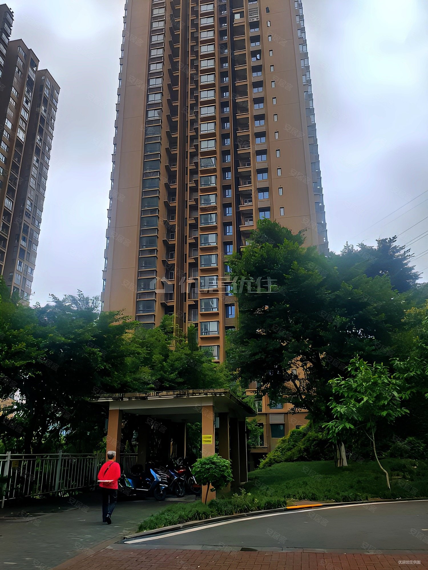 重庆房产网>重庆二手房>大渡口二手房>茄子溪二手房>西城佳园>