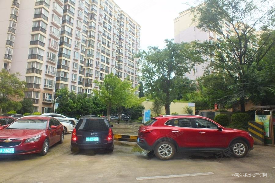 地铁口紫光园一梯两户小高层南北通透看房方便