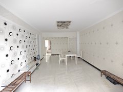 西宁城西西川南路近唐道 维也纳 精装大空房 有钥匙随时看房 价格可谈出租房源真实图片