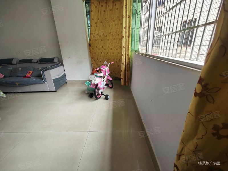 恒昌花园117平124万3室2厅2卫