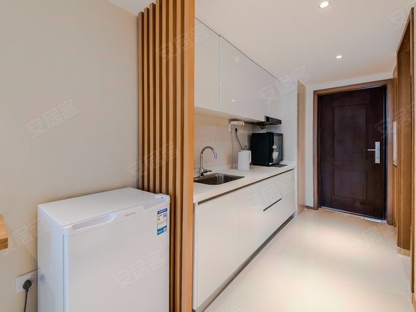 青岛城阳红岛融创红岛湾(商住楼)精装loft融创红岛湾近方特出租房源