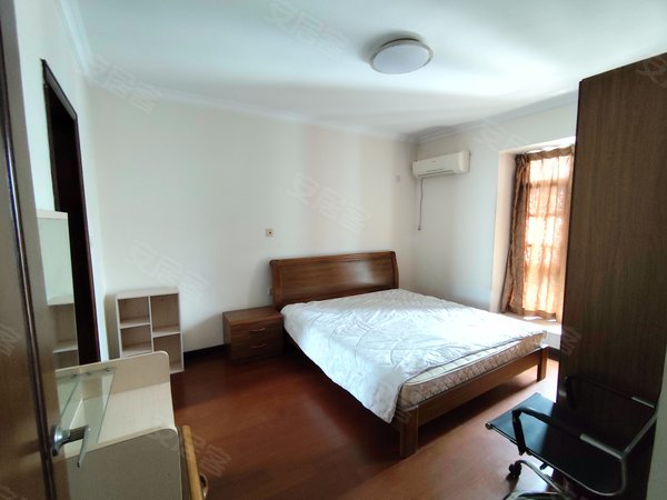 【多图】珠江俊园,天河公园租房,双阳台大4房 精装修采光好阳光充足