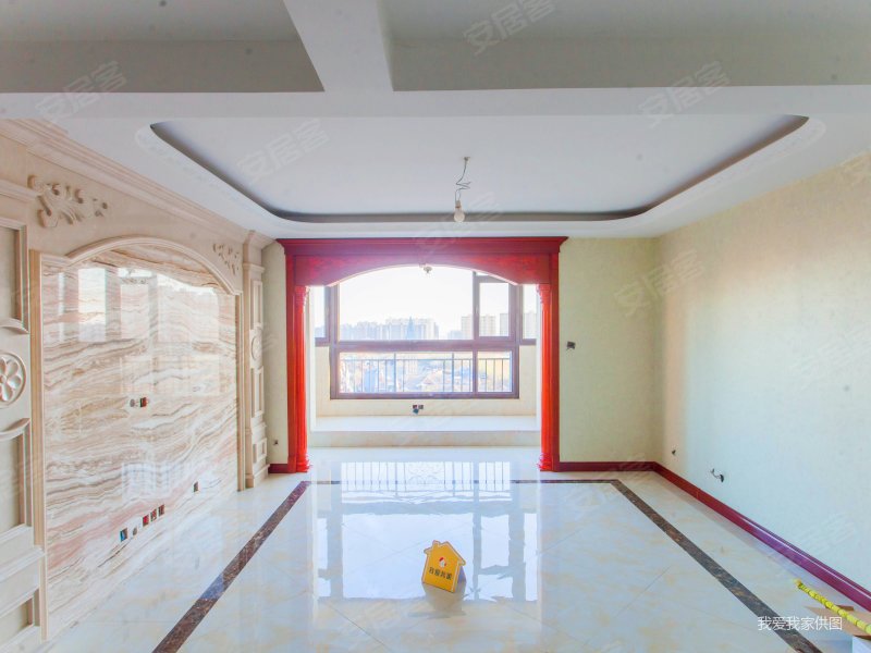 临地铁,半山国际花园(二期)二手房,160万,4室2厅,3卫,127平米-太原