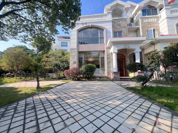 广州花都山前大道碧桂园假日半岛(别墅)五房带露台 家具家电齐全 花园