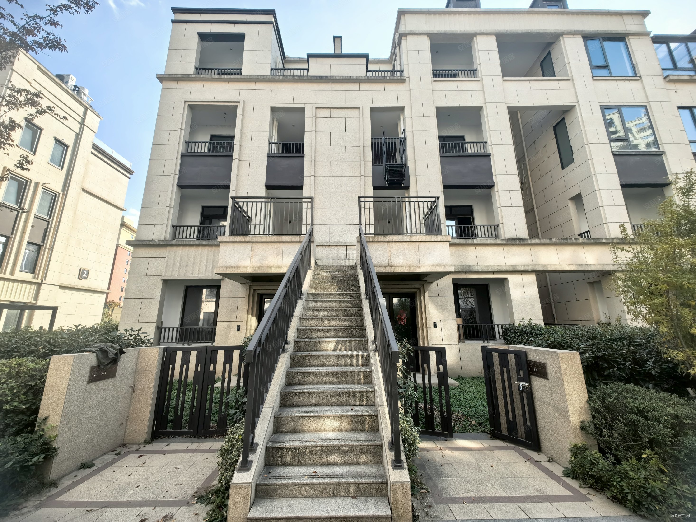 湖州房产网>湖州二手房>南浔二手房>浙北大厦二手房>四季华府>