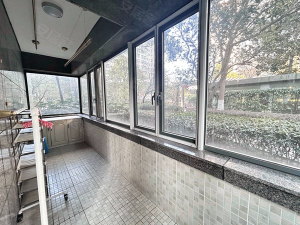 上海松江松江新城东鼎名人府邸松江汤臣一品!高端小区!精装大两房!