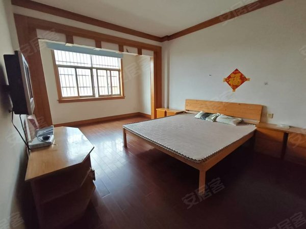 盱眙城区市中心新世纪广场五墩附近新世纪三房,生活设施齐全,位置好出门吃的玩的都有出租房源真实图片