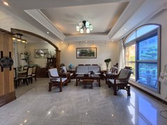 顺德顺德碧桂园顺德碧桂园只需几步到国际学校门口,保养靓仔,拎包入住出租房源真实图片