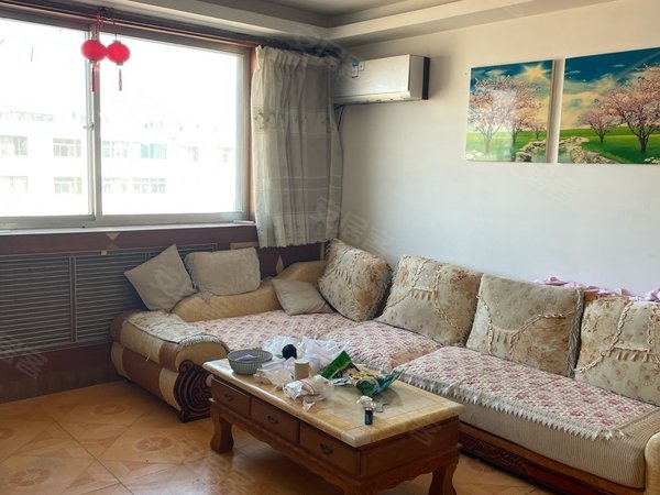 乳山市区商业街电业生活小区老车站荣茂花园西四楼80平米精装两室家具