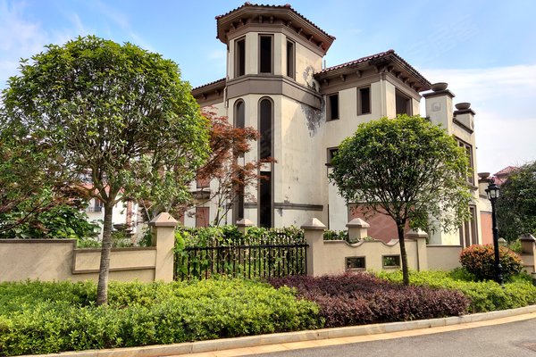 卓越麓山别墅(别墅)