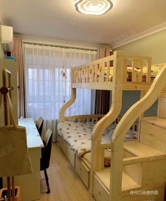 吾悦欢乐城旁悦景华府精装大四房中间楼层采光好带个车位卖