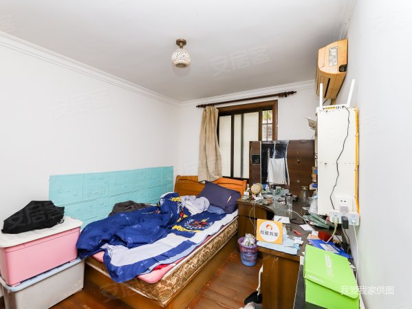 彭浦中学对面小区 一梯两户商品房 南北通透大三居 急售