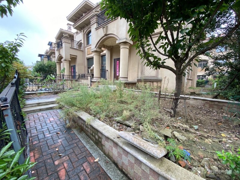 华邦新华城和华园(别墅)5室3厅3卫240㎡南北430万